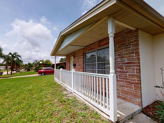 2nd image of 566 E Ford Cir