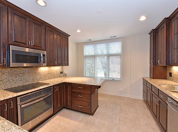 5th image of 85 E Laurel Ave APT 2A