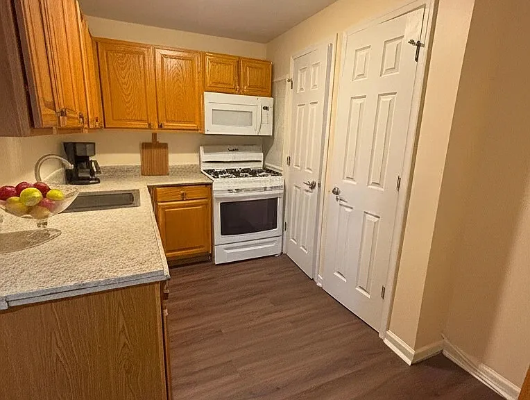 9 Hurst Ct — Photo 20