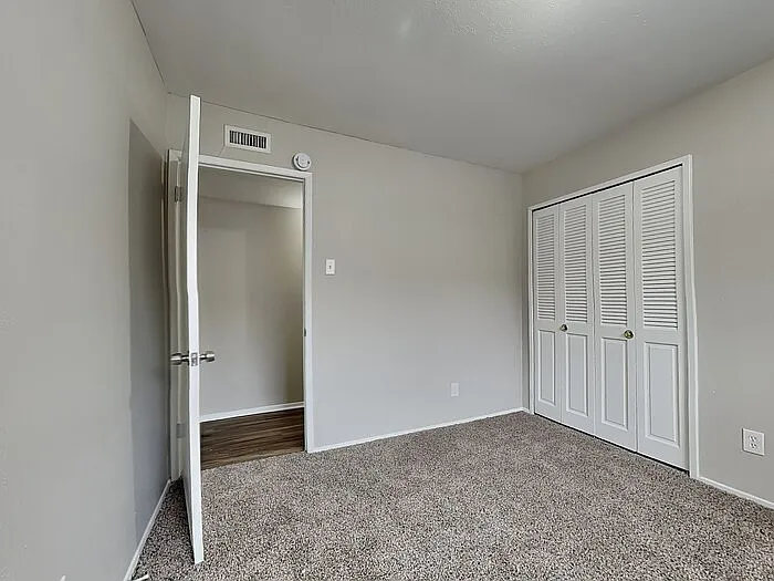 446 Thistle Dr — Photo 17