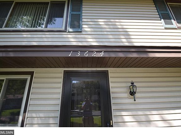 3rd image of 13624 Washburn Ave S