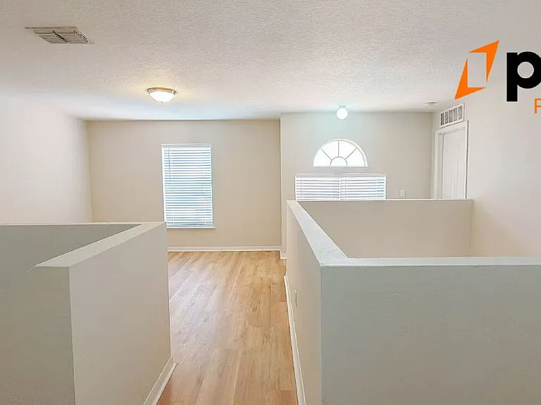 5328 Michael Dr — Photo 33
