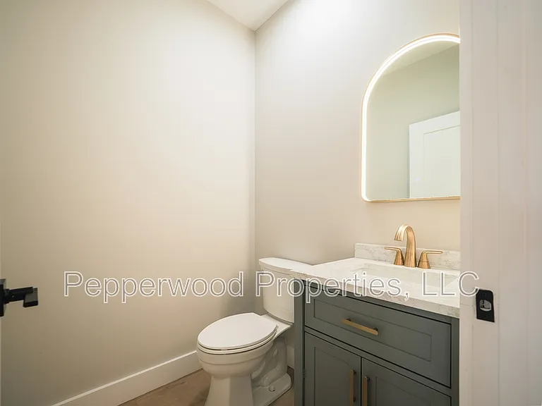 933 Ansel St — Photo 18