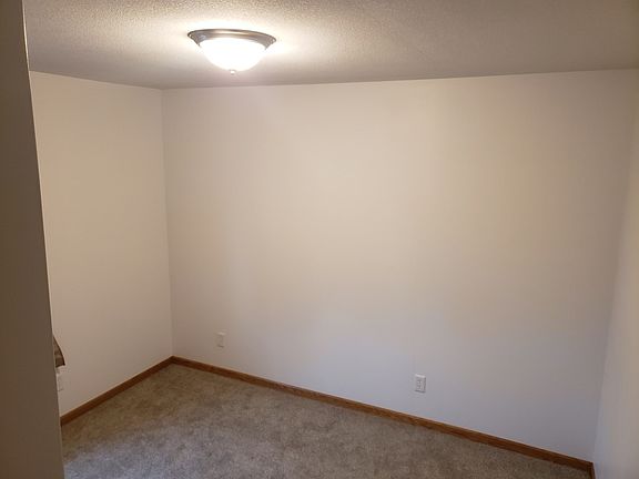 5th image of 615 W Miami Ave