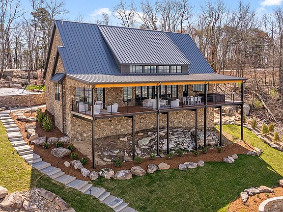 2nd image of 6565 Scenic Hwy