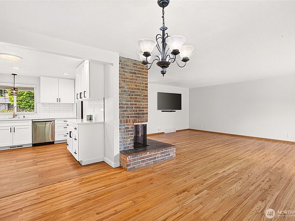 5th image of 1209 Florence Street