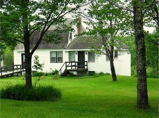 18 Belvedere Rd, Island Falls, ME 04747