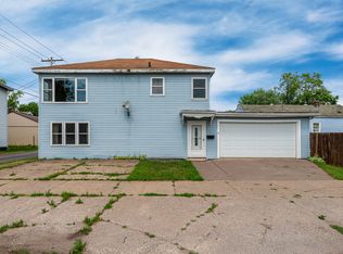 2631 7th Ave E, Hibbing, MN 55746