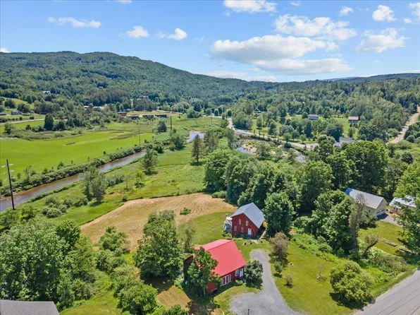 1487 River Road, Stowe, VT 05672