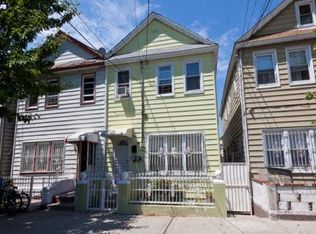 4722 98th St, Corona, NY 11368