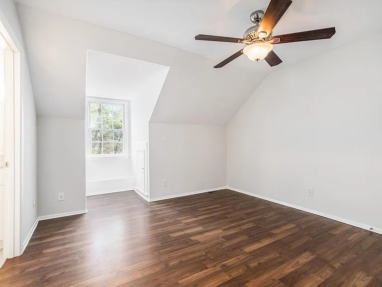 701 McNabb Ct — Photo 27