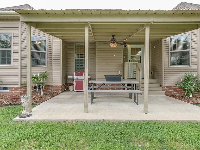 7032 Nickalus Way — Photo 32