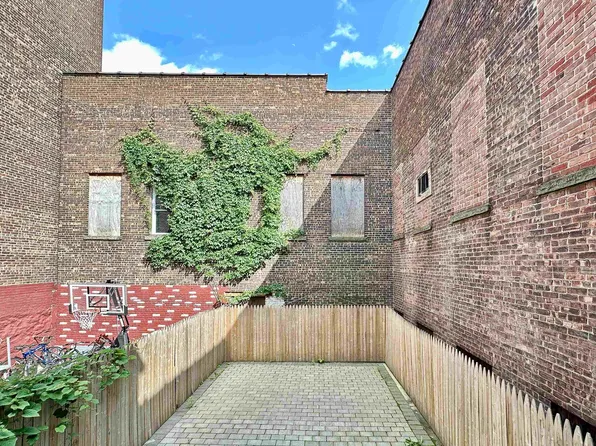60 Baldwin Avenue image 26 of 26