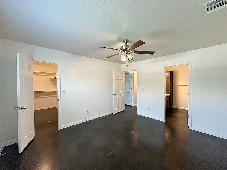 4507 Skyflower Ln — Photo 54