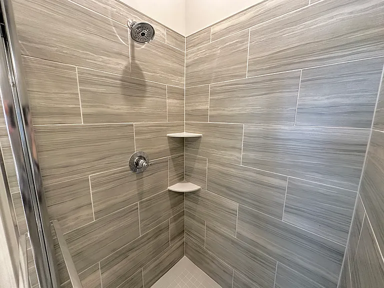 9538 Snowy Cliff Ln — Photo 18