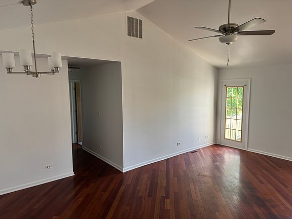 4th image of 1221 Ballantrae Pl APT C