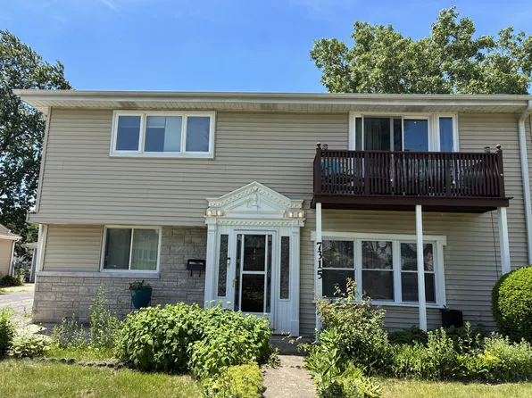 7315 Arcadia St, Morton Grove, IL 60053