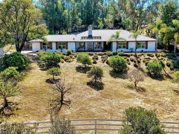 2830 Green Canyon Rd, Fallbrook, CA 92028