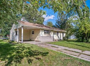 43 W Laurel Dr, Somers Point, NJ 08244