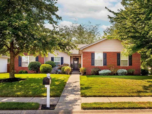 12912 Cold Water Dr, Evansville, IN 47725
