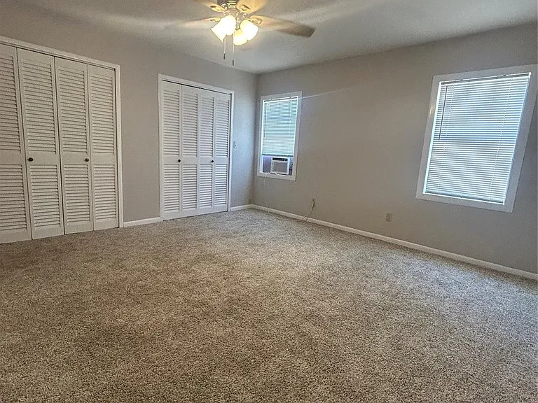1312 N Avenue R — Photo 15