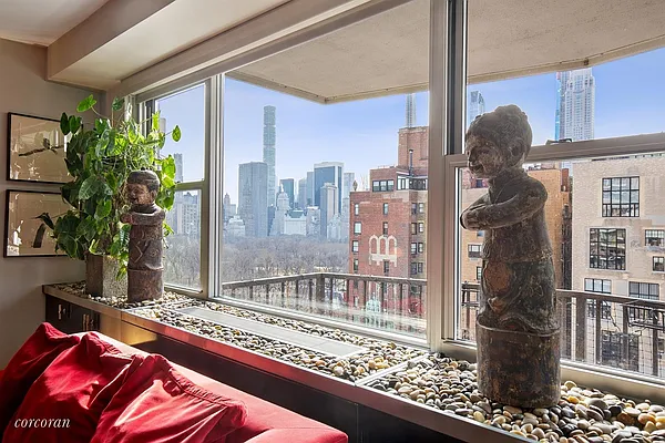 Sold by Corcoran | media 31