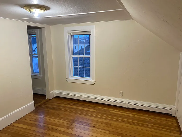 9 Forest Avenue Ct #5 — Photo 6