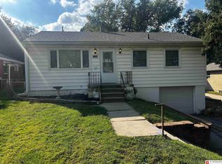 2112 S 49th St, Omaha, NE 68106