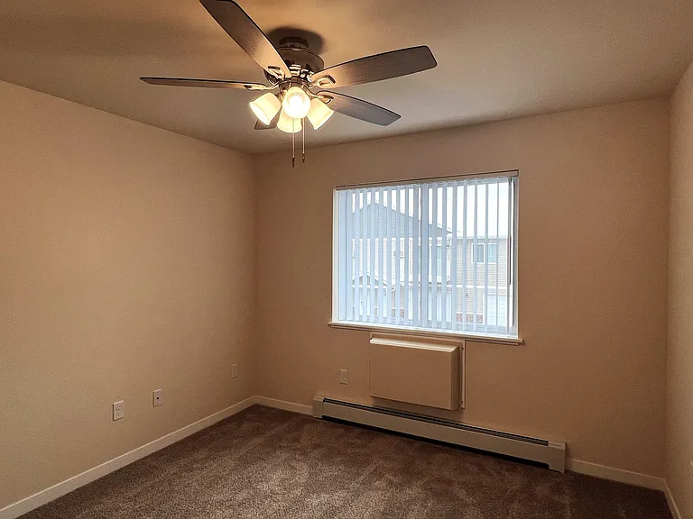 713 Caroline St — Photo 172