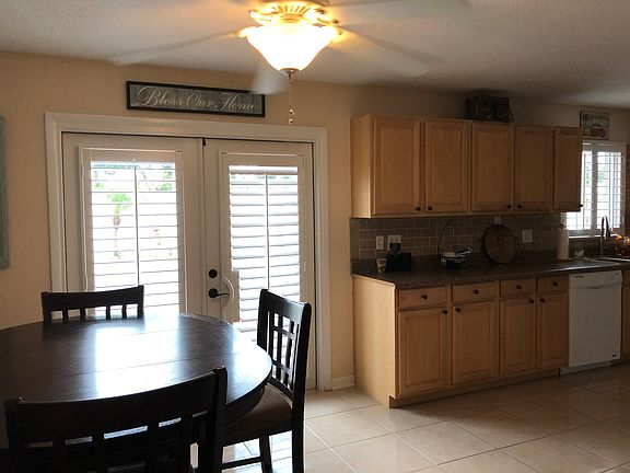 2nd image of 129 Cambridge Dr