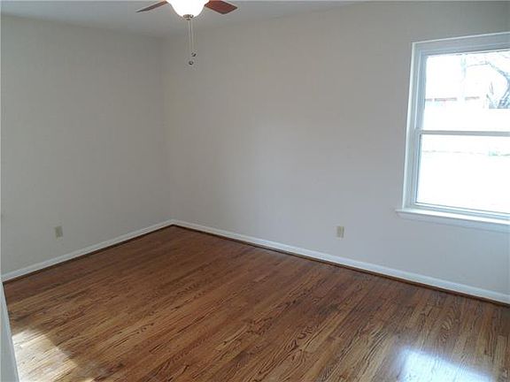 5th image of 505 King Ln