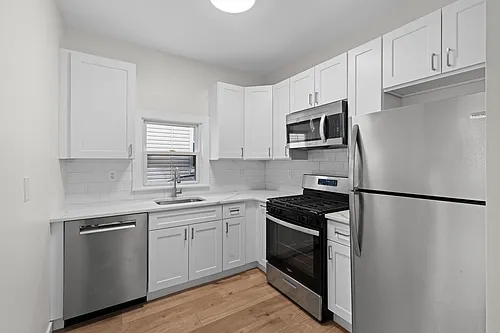 3 Edison Pl #1 Photo 1