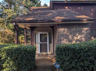 1550 Circlestone Dr, Stone Mountain, GA 30088