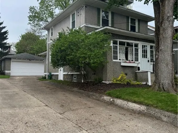 71 Fairview Ave, Wadsworth, OH 44281