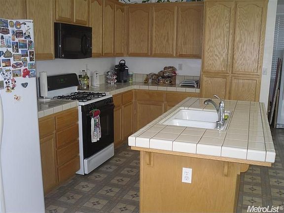 5th image of 1360 Mallard Creek Ct