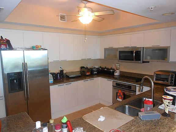 3rd image of 14951 Royal Oaks Ln APT 1907