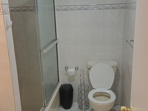 3rd image of 4300 Napier Ave Floor 3