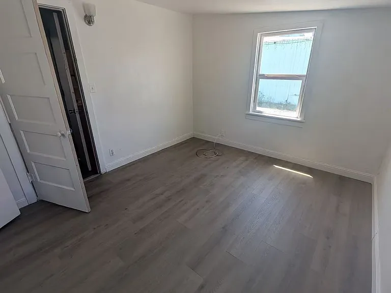 1553 E Santa Fe Ave — Photo 4