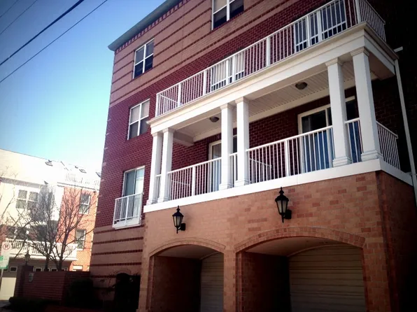 249 W Freemason St APT 200, Norfolk, VA 23510