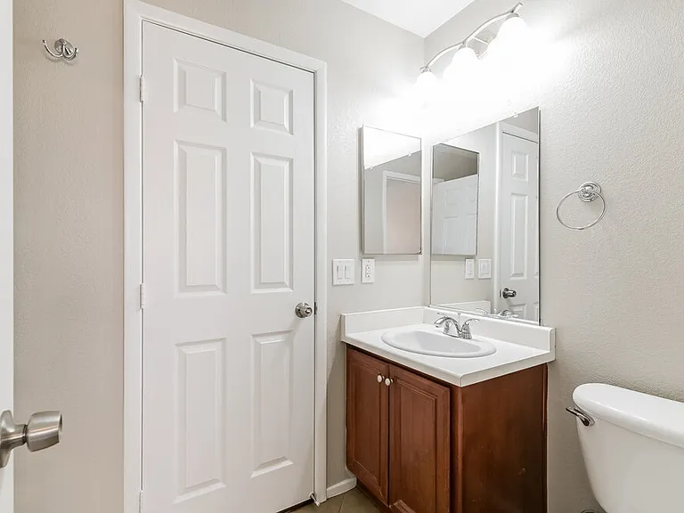 11650 Nardo Ct — Photo 15