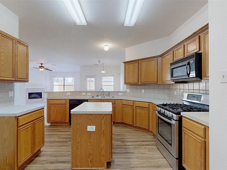 20226 Sunset Ranch Dr — Photo 10
