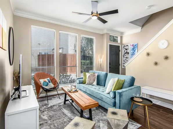 2139 Gillette St, Houston, TX 77006