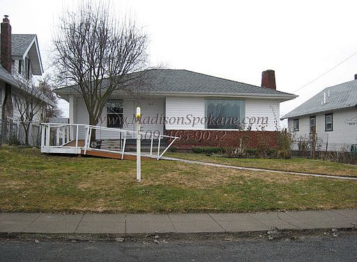 1st image of 917 W Kiernan Ave
