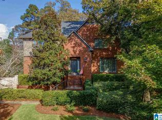 2528 Aspen Cove Dr, Vestavia, AL 35243