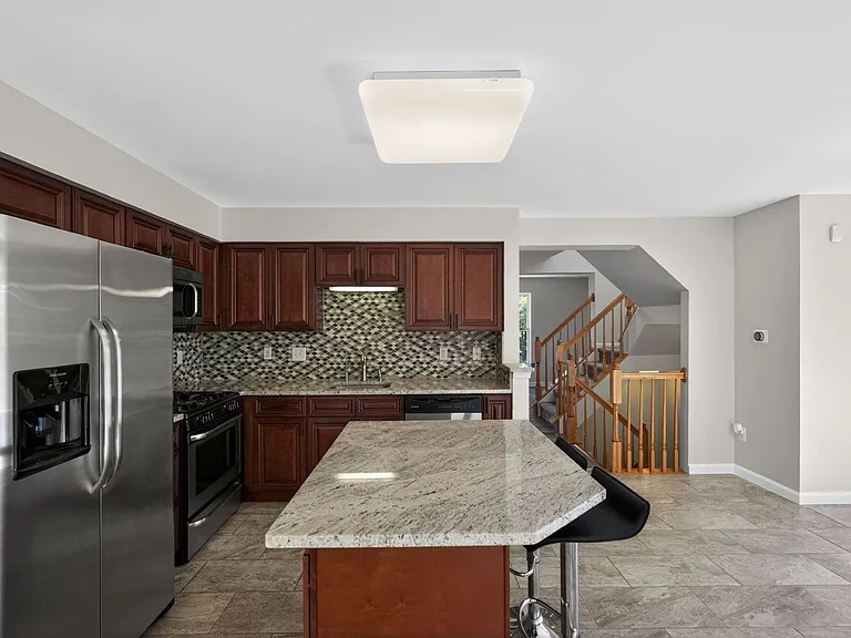 21 Golf View Ct — Photo 4