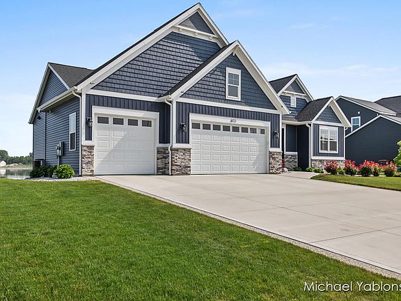 5th image of 8173 Placid Waters Dr