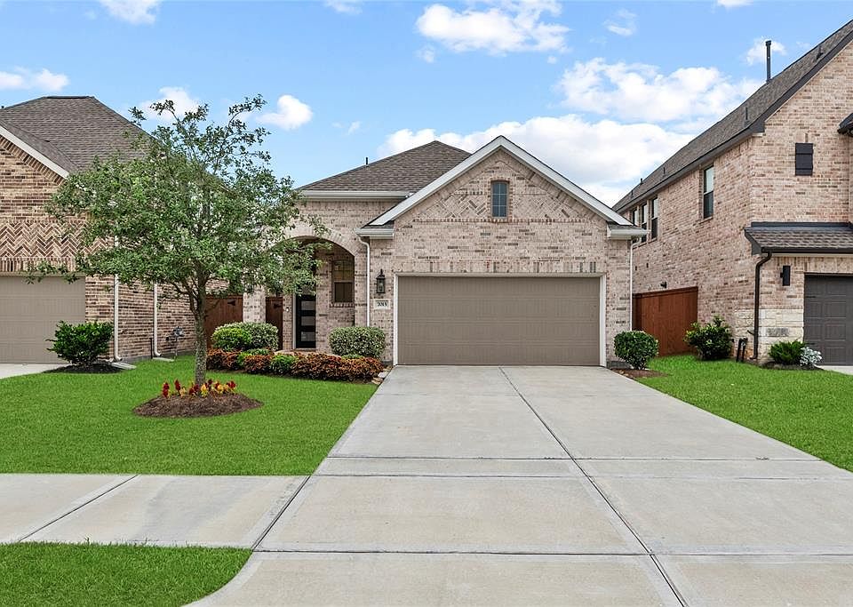 1st image of 7015 Winterberry Glen Lane