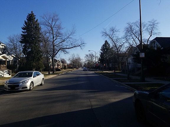 5th image of 9942 S Wentworth Ave
