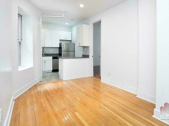 3rd image of 535 W 155th St #33