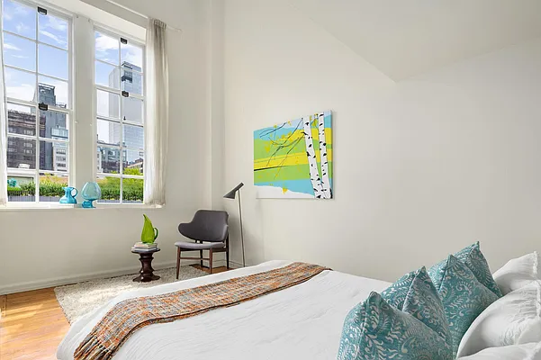 Rented by Compass | media 24